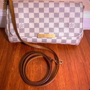 Louis Vuitton Favorite MM